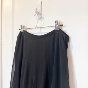 Jones NY Silk Pleated Maxi Skirt Sz 8 Dark Romantic Whimsigoth Witchy Gothic thumbnail 2