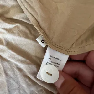 Sleeper‎ small button down top thumbnail 8