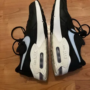 Nike Air Max Women's Shoes Size 9 Athletic Sneakers Black & Blue Swooshes thumbnail 6