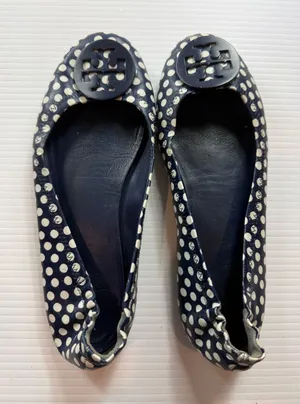 Tory Burch Reva Ballet‎ Flats Navy Blue White Polka Dot Logo Medallion Size 8.5 thumbnail 1