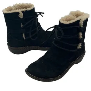 UGG Women's Caspia Suede Shearling Ankle Boots Size 6 Black Lace Up Winter Shoes thumbnail 1