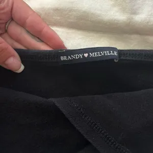 Brandy Melville Black Tank Top Cropped thumbnail 4