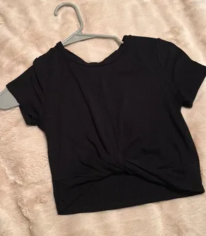 twist front top thumbnail 1