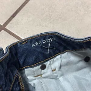 American Eagle Women Denim Super Stretch Hi-Rise Shortie‎ Shorts size 4 thumbnail 6