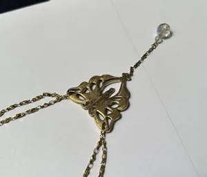 Women’s Pretty Signed Avon Gold Tone / Rhinestone Butterfly Beaded Necklace thumbnail 8
