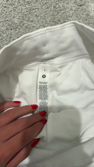 Lululemon Shorts thumbnail 3