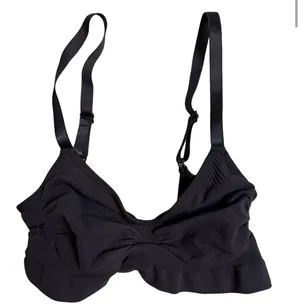 SKIMS Seamless Sculpting Bra thumbnail 3