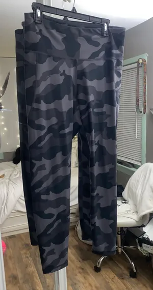 Power soft Camo Leggings thumbnail 1