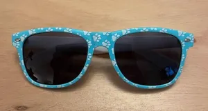 Free with bundle only New Women’s Paw Print 🐾 Sunglasses 😎 Blue White thumbnail 1