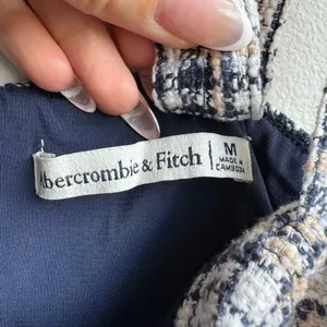Abercrombie & Fitch Tweed Preppy Summer Vacation Classic Mini Dress Size Medium thumbnail 4