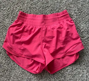 Lululemon Hotty Hot Shorts Lip Gloss High-Rise 2.5" thumbnail 1