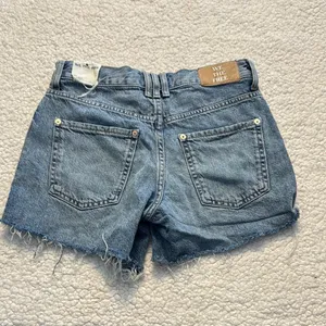 Free People We The Free Blue Ivy Mid Rise Shorts thumbnail 4