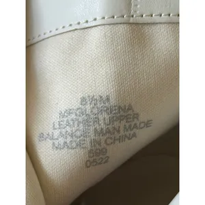 Marc Fisher Olorena White Leather Pointed Toe Block Heel Ankle Boots Size 8.5M thumbnail 9