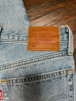 Levi’s Premium Light Wash Straight Leg Denim Jeans Women’s Size 25 thumbnail 5