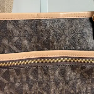 Michael Kors Crossbody Bag Small‎ Brown Beige thumbnail 3