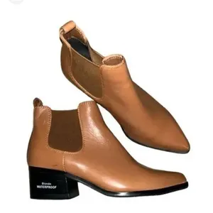 Blondo Waterproof Tan Ankle Pointed Toe Leather
Boots(Size 8.5M) thumbnail 3