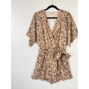 NWT Baltic Born Romper Brown Connor Taupe Floral V Neck Short Sleeve Boho Medium thumbnail 5