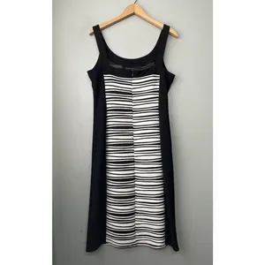 R&M Richards Sheath Dress Size 12 Black White Ponte Sleeveless Corpcore Classic thumbnail 5