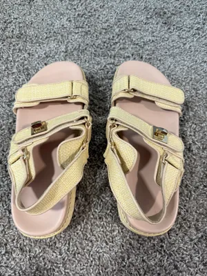 Platform Sandals Gold Size 8.5 thumbnail 2