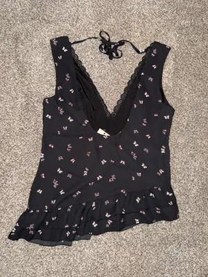 Wild Fable Butterfly Print Asymmetrical Ruffle Hem Top thumbnail 4