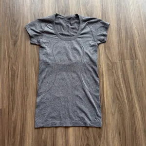 Lululemon Swiftly Short Sleeve thumbnail 2