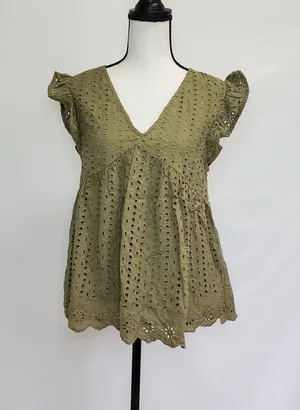 Eyelet Top NWOT thumbnail 5