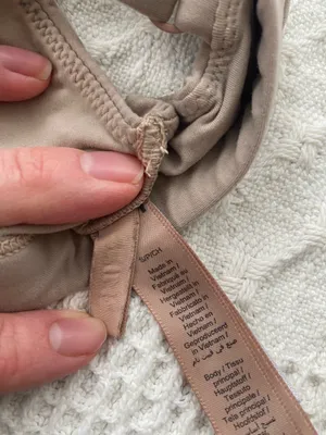 SKIMS Triangle Fits Everybody Bralette thumbnail 4