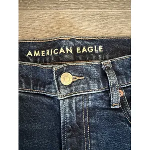 American Eagle Super High Rise Straight Jeans Women's Size 8 Short NWT Dark Wash thumbnail 8