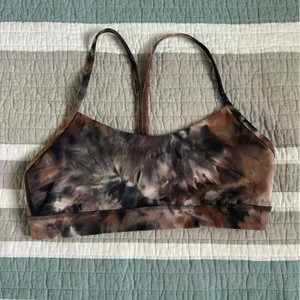 Lululemon Flow Y Bra Nulu Diamond Dye Graphite Grey Pink Pastel 8 thumbnail 2
