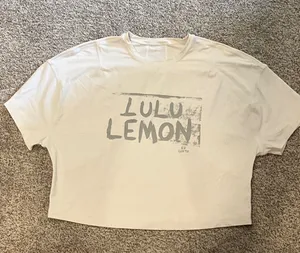 Lululemon thumbnail 1