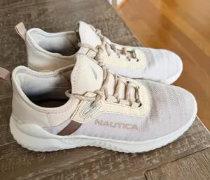 Nautica Women's Athletic Sneakers Size 8 thumbnail 1