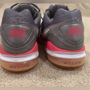 Nike Air Max Team Training Athletic Shoes Women's Size 6 Just Do It 407862-002 thumbnail 4