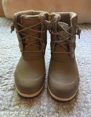 Sperry Boots thumbnail 1
