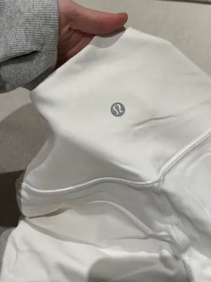 Lululemon Align Shorts 6” thumbnail 4