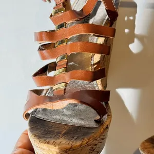 Steve Madden Brown Strappy Wedge Sandals thumbnail 3