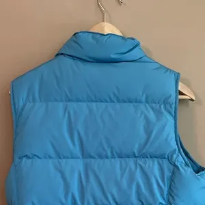 L.L. Bean Goose‎ Down Faux Fur Trim Vest Blue Size Medium thumbnail 5