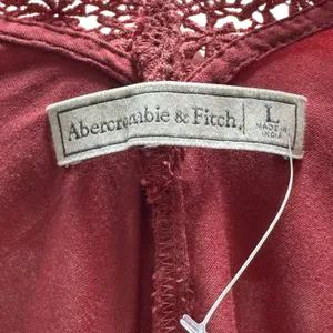 Abercrombie & Fitch Lace Trim V-Neck Flutter Sleeve Blouse Top Dusty Pink Large thumbnail 6