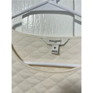 Banana Republic quilted long sleeve Sweatshirt in snow day off White size med thumbnail 4