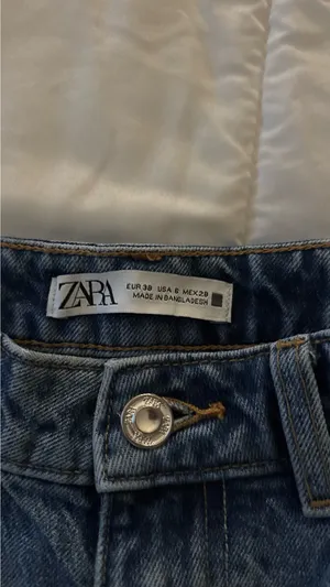 ZARA Jeans thumbnail 3
