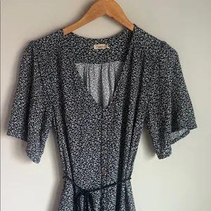 Faherty Orinda Tie Waist Button-Up Crepe Minidress XS thumbnail 6