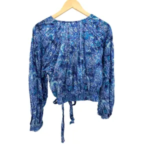 Free People Ruffle Cotton Wrap Top M Blue Floral Paisley Balloon Sleeve Festival thumbnail 5