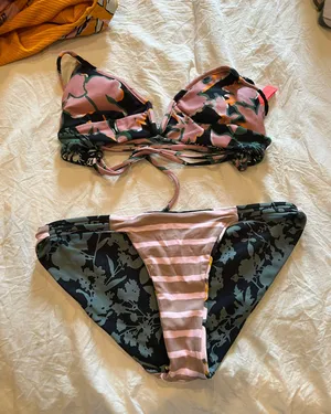 Reversible Set thumbnail 1