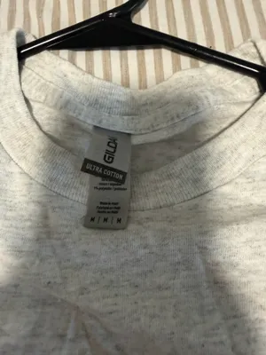 Gildan Graphic tee thumbnail 2