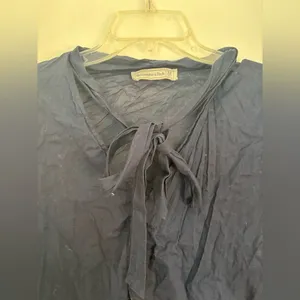 Abercrombie & Fitch Cotton Voile Bow Tie Button Down Top Medium Navy thumbnail 11