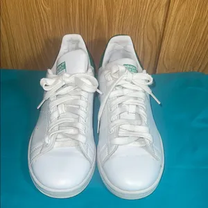 Adidas White and Green Stan Smith Sneakers thumbnail 5