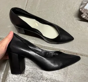 1.STATE Black Women's Pointy Toe Chunky Heel Leather Pumps Size 6 thumbnail 1
