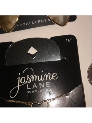 Jasmine Lane Gold Tone Cream Earrings and Necklace Set thumbnail 4