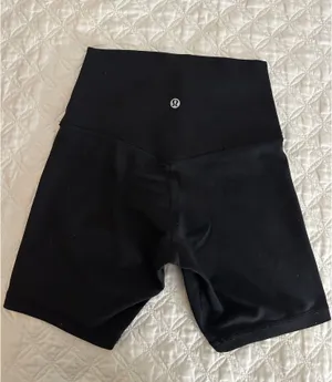 Lululemon Shorts thumbnail 2