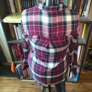 American Eagle Ah-mazingly soft pink plaid flannel S button down shirt thumbnail 2