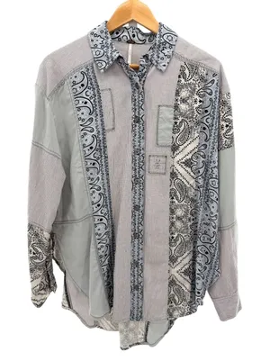 Free‎ People All Patched Up Chambray Buttondown Blue Shirt Women's Size Small thumbnail 1